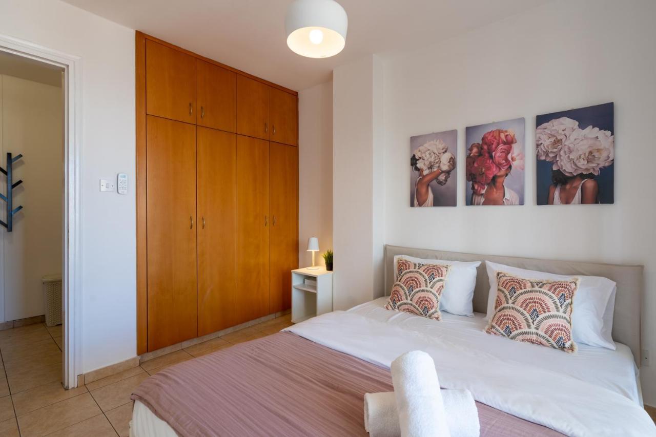 Polyn 1- Bedroom Apartment In Larnaka Exterior foto
